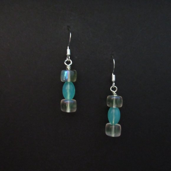 Uranium glass bead earrings - Picture 11 of 14